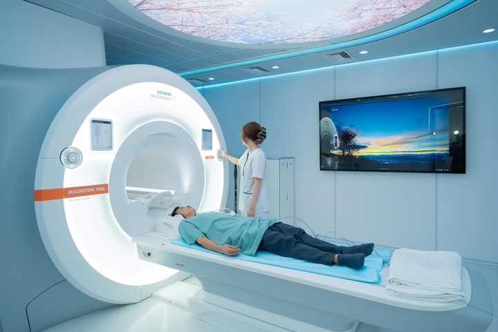Cận cảnh máy MRI 3.0 hiện đại hàng đầu thế giới có mặt tại Vinmec Ocean Park 2