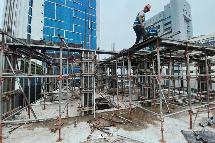 Giá vật liệu xây dựng tăng mạnh: Người dân, doanh nghiệp chật vật xoay xở