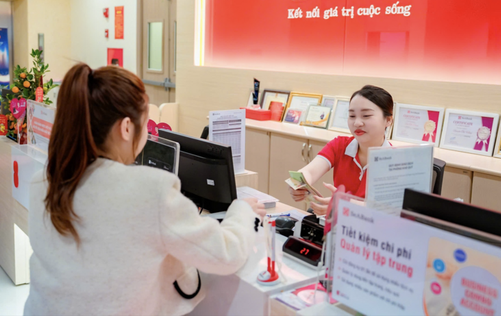 "Tiền đình" với vàng, nhiều người chuyển hướng qua nhà đất, gửi tiết kiệm