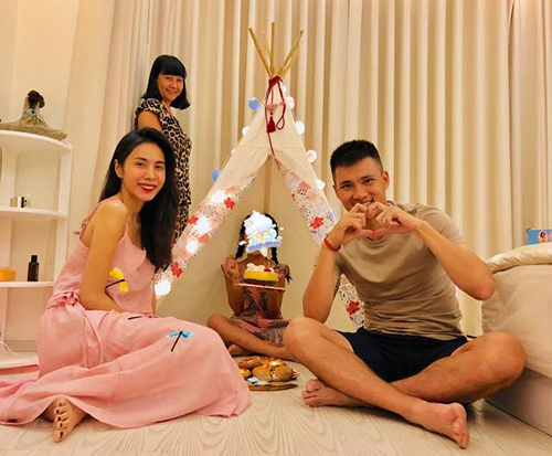 Nghệ sĩ Việt chung tay đẩy lùi dịch Covid-19 và hạn mặn tại miền Tây thế nào? - 9