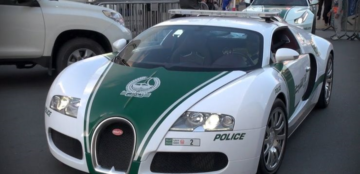 Loạt xe cảnh sát đẹp nhất thế giới khiến bạn không thể rời mắt - 9