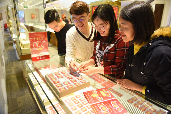 Ngày Thần Tài, chọn loại vàng nào cho may mắn? - 3