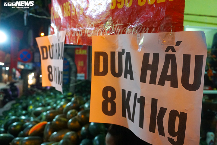 Cửa khẩu ngừng thông quan, hàng nông sản lại chạy về Thủ đô chờ giải cứu - 6