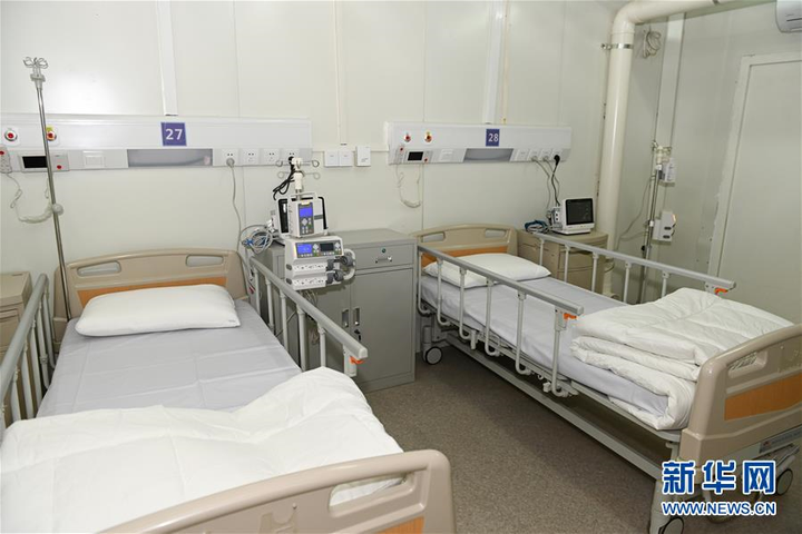Bệnh viện xây dựng thần tốc tại Vũ Hán tiếp nhận các bệnh nhân corona đầu tiên - 4