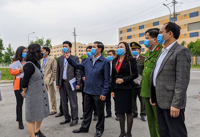 Chủ tịch Hải Phòng yêu cầu điều chuyển hiệu trưởng 'lơ là' chống dịch corona - 1