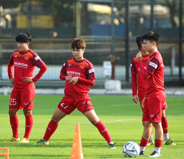 Tuyển nữ Việt Nam phòng chống virus corona thế nào? - 2