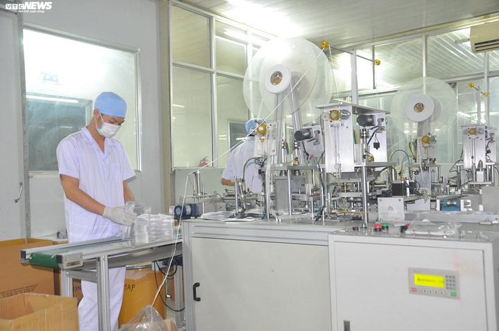 Bộ Công Thương yêu cầu thống kê lao động Trung Quốc chưa trở lại Việt Nam - 1