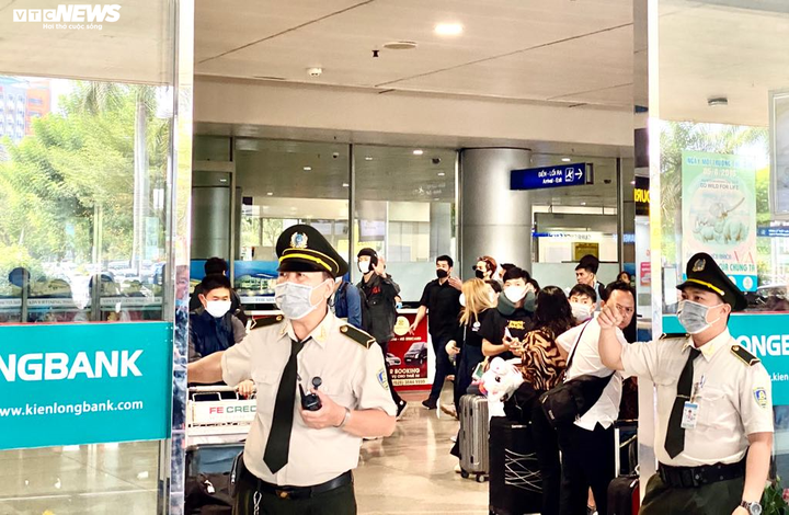 Người kêu gọi không bán khẩu trang có thể bị phạt tù đến 5 năm - 1