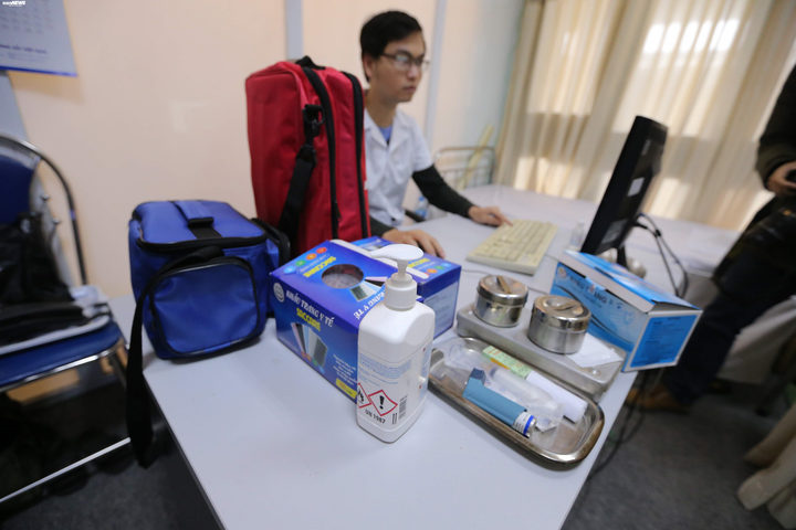 Ảnh: Bên trong phòng cách ly đặc biệt tại Ga Hà Nội đối phó dịch corona - 6