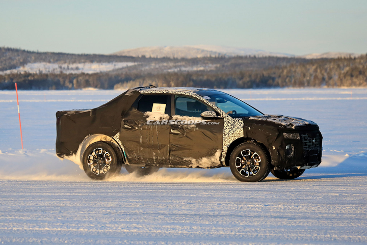 Hyundai Santa Cruz 'ngụy trang' kín mít, chạy thử nghiệm ở Bắc Cực - 3