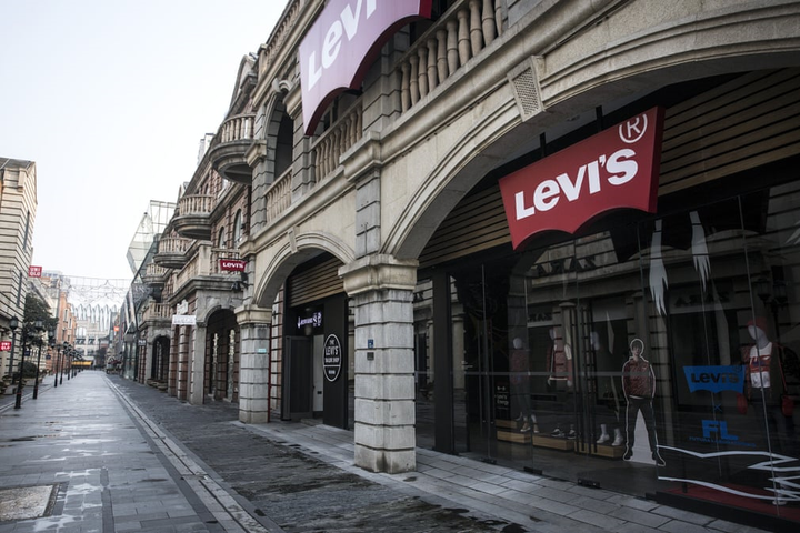 Ảnh: Cuộc sống ở Vũ Hán những ngày bị phong tỏa vì coronavirus - 7