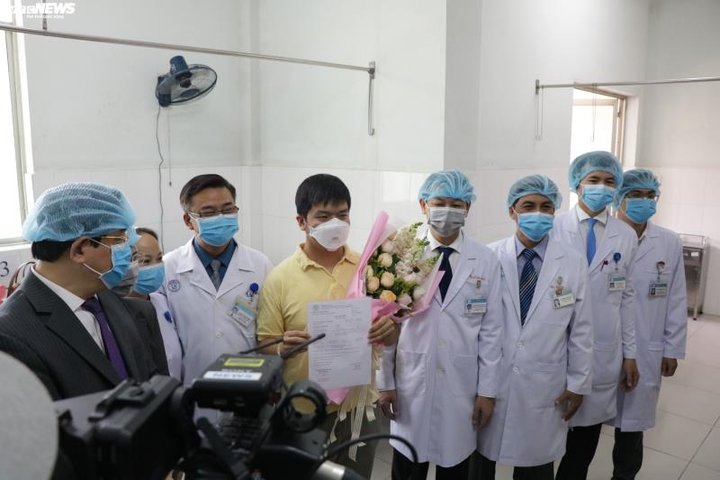 TRỰC TIẾP: Bộ Y tế họp báo thông tin dịch virus corona - 4