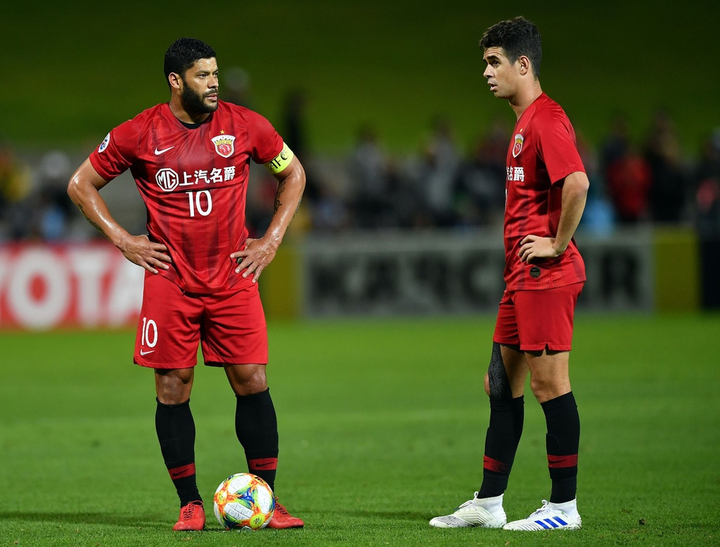 Virus corona 'thổi bùng' nạn phân biệt chủng tộc trong bóng đá hiện đại - 3