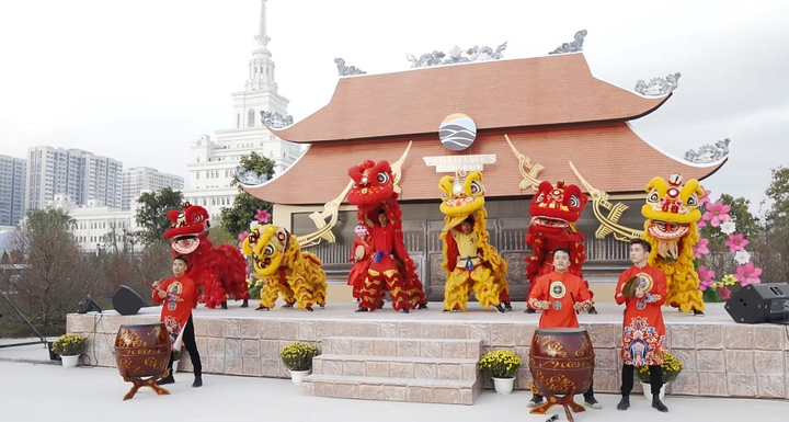 Những dấu ấn khó quên tại Lễ hội hoa đào lớn nhất Việt Nam - 10