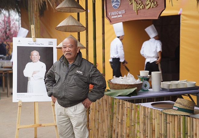 Những dấu ấn khó quên tại Lễ hội hoa đào lớn nhất Việt Nam - 7