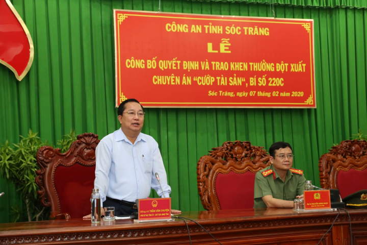 Bắt nhóm người giả công an cướp sòng bạc ở Sóc Trăng - 1