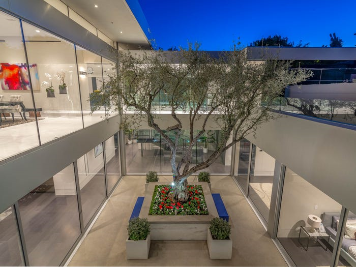 3 lần giảm giá, biệt thự tại Mỹ của tỷ phú Trung Quốc vẫn 'ế' - 11