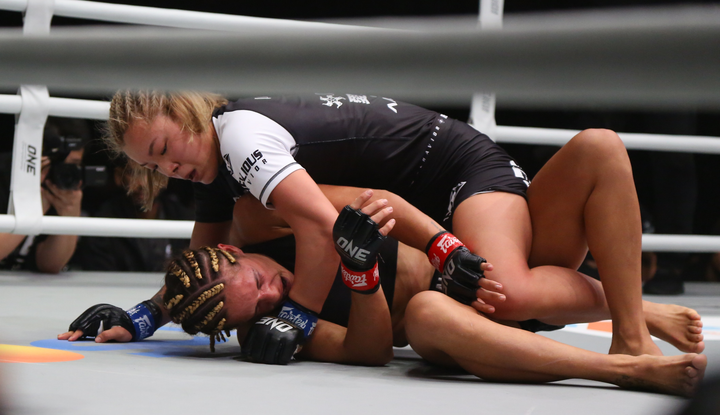 ONE Championship: Petchmorakot Petchyindee vô địch Featherweight Muay Thái - 2