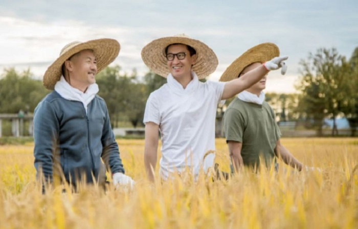 'Phúc Nhĩ Khang' Châu Kiệt ủng hộ 10 tấn gạo để tưởng nhớ bác sĩ Lý Văn Lượng - 2