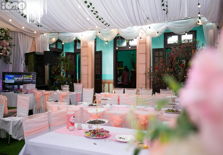 Rạp cưới trên sân bóng làng của Duy Mạnh - Quỳnh Anh - 10