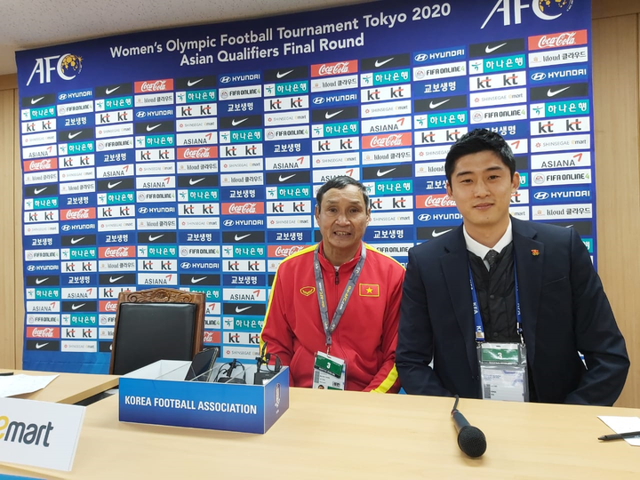 HLV Mai Đức Chung hài lòng: 'Tuyển nữ Việt Nam thi đấu kiên cường' - 1