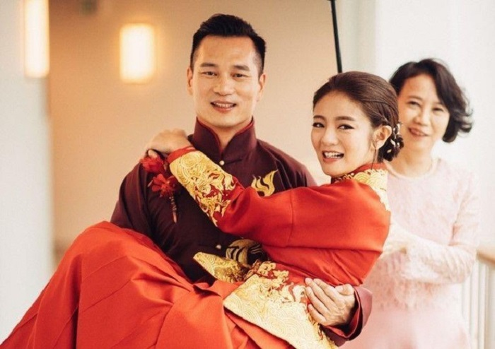 Chồng đại gia của 'Triệu Mẫn' An Dĩ Hiên quyên tặng hơn 2,5 triệu USD cho Vũ Hán - 1