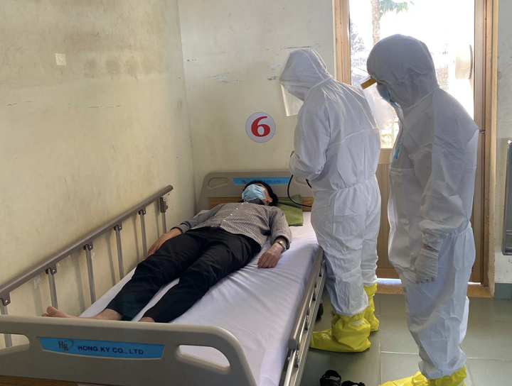 Cận cảnh bệnh viện dã chiến quy mô 300 giường ở TP.HCM - 11