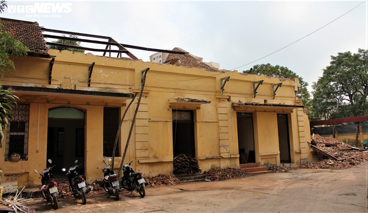 Cận cảnh trạm phát sóng Bạch Mai bị đập phá ngay trước ngày được lập hồ sơ di tích - 3