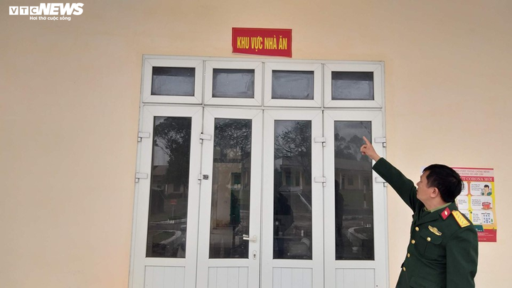 Cận cảnh nơi tiếp nhận hơn 300 người trở về từ Trung Quốc - 6