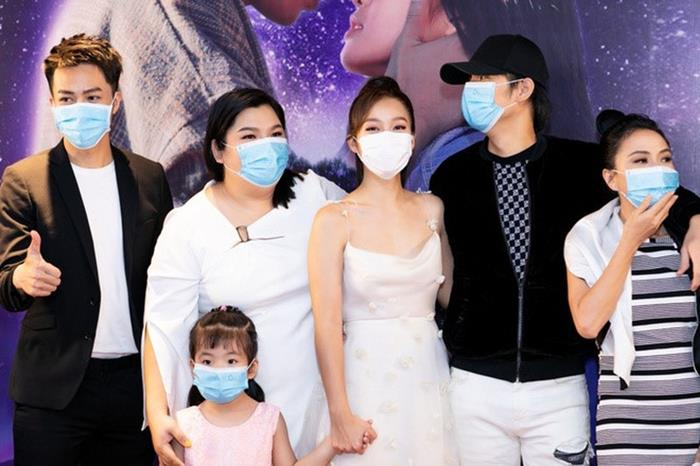 Showbiz Việt sẽ ra sao sau thời kỳ 'đóng băng' vì dịch virus Covid - 19? - 2
