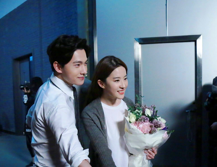 Thực hư thông tin Lý Hiện - Dương Tử, Dương Dương - Lưu Diệc Phi kết hôn - 1