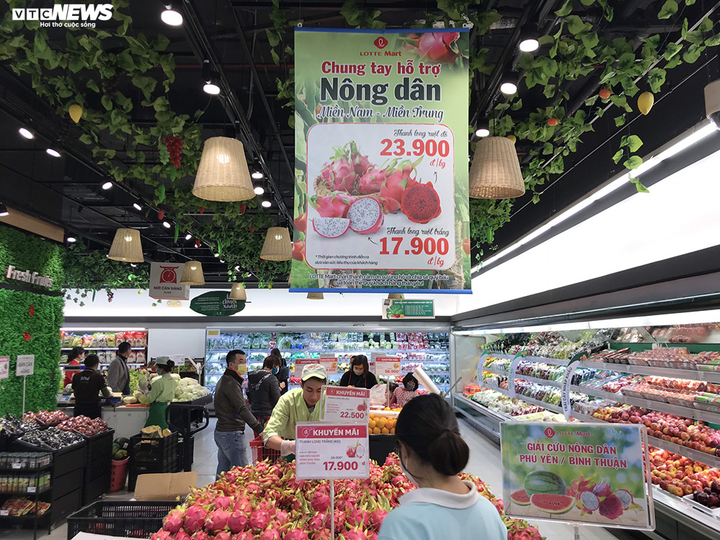 Vinmart bác tin bán thanh long giải cứu giá đắt - 1