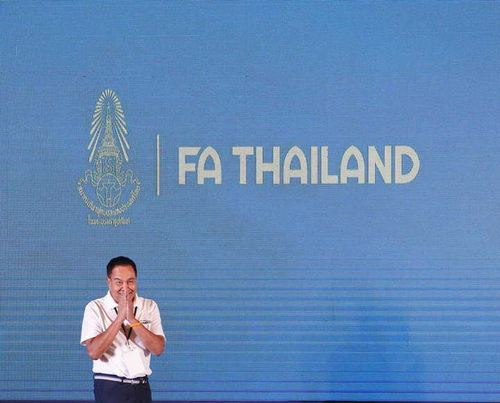 Tướng Somyot tái đắc cử Chủ tịch Liên đoàn bóng đá Thái Lan - 1