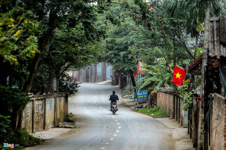 Chốt chặn 24/24h ở vùng dịch Covid-19 tại Vĩnh Phúc - 5