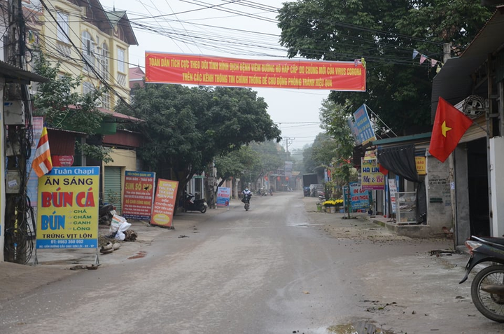 Ảnh: Cận cảnh bên trong 'tâm dịch' tại Vĩnh Phúc, nơi có hơn 10.000 dân bị cách ly hoàn toàn - 7