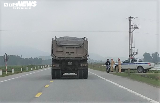 Vì sao dân khiếp sợ ‘con đường tử thần’ N5 ở Nghệ An? - 4