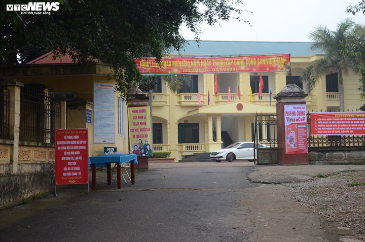 Ảnh: Cận cảnh bên trong 'tâm dịch' tại Vĩnh Phúc, nơi có hơn 10.000 dân bị cách ly hoàn toàn - 16