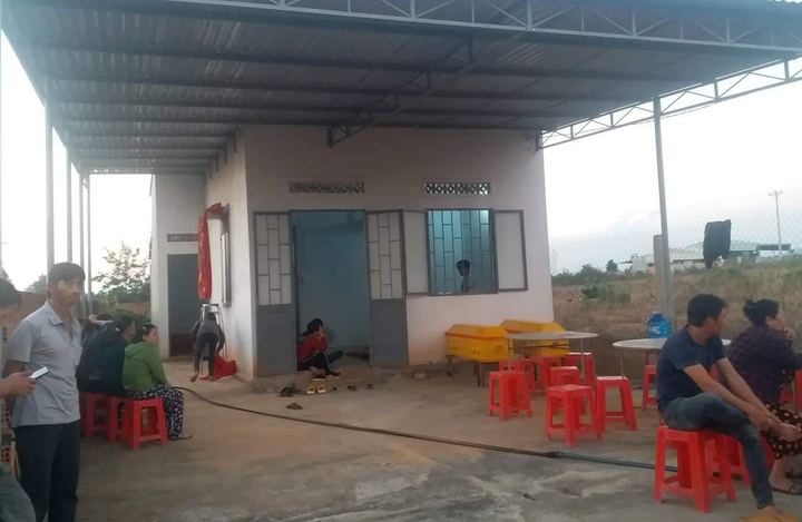 Kon Tum: Hai anh em ruột đuối nước thương tâm - 1