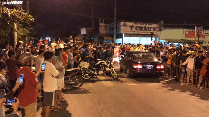 Có tiếng súng nổ tại hiện trường vây bắt Tuấn 'khỉ' - 1