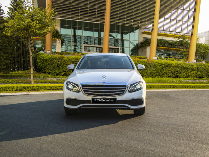 Loạt Mercedes mới ra mắt, phân khúc xe sang sôi động - 2