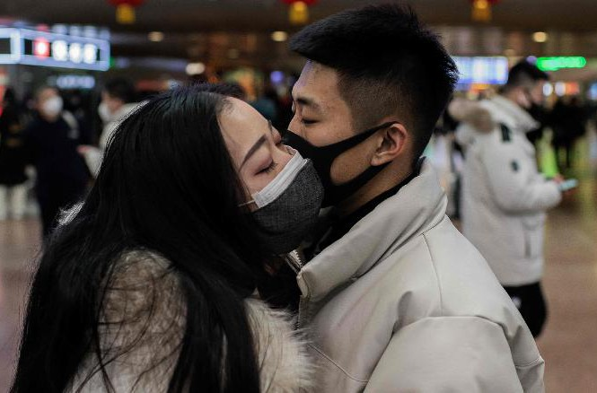 Lễ tình nhân: 'Yêu' nhau thế nào giữa đại dịch Covid-19? - 3