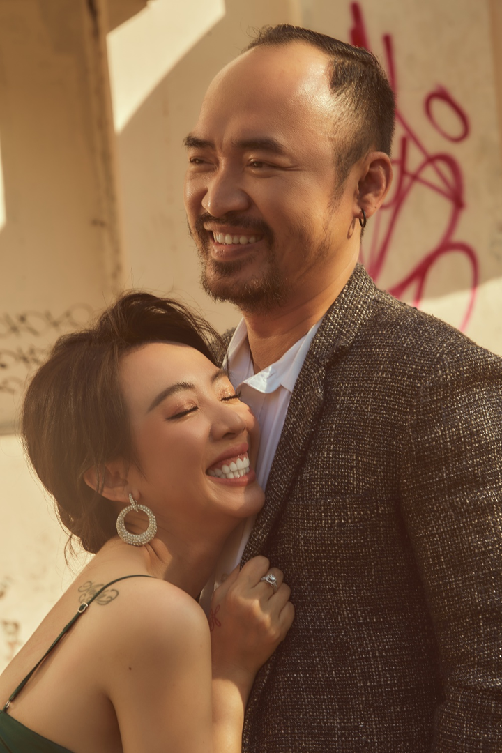 Valentine 2020: Tiến Luật - Thu Trang tung bộ ảnh cực ngọt, tiết lộ kỷ niệm đáng nhớ trong đám cưới - 1