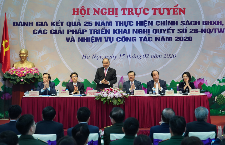 Thủ tướng: Tất cả lao động và người phụ thuộc cần có 'lưới' an sinh - 2