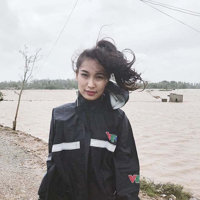 Danh tính BTV mới, gây chú ý khi dẫn Thời sự 19h của VTV - 4