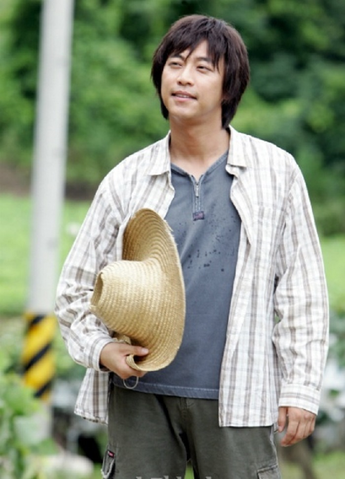 Đời thăng trầm của gã phản diện bị ghét nhất 'Hạ cánh nơi anh' - 4