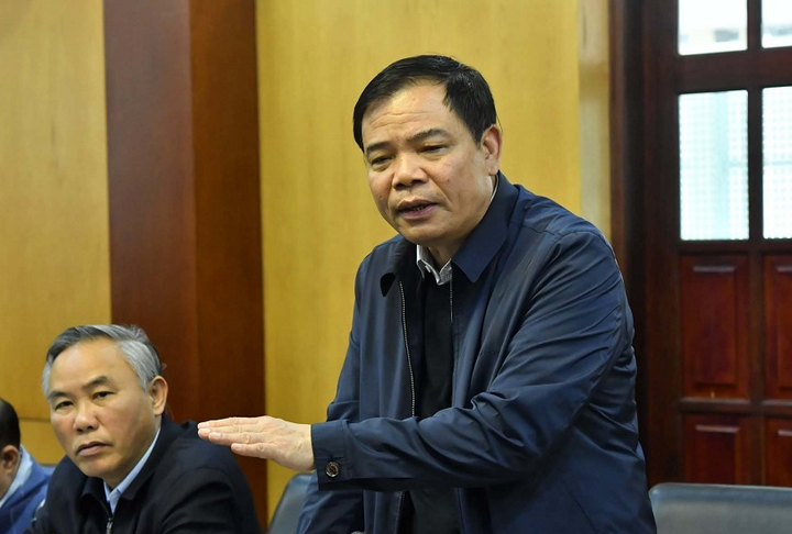 Doanh nghiệp ngành chăn nuôi đồng loạt giảm giá thịt lợn - 1