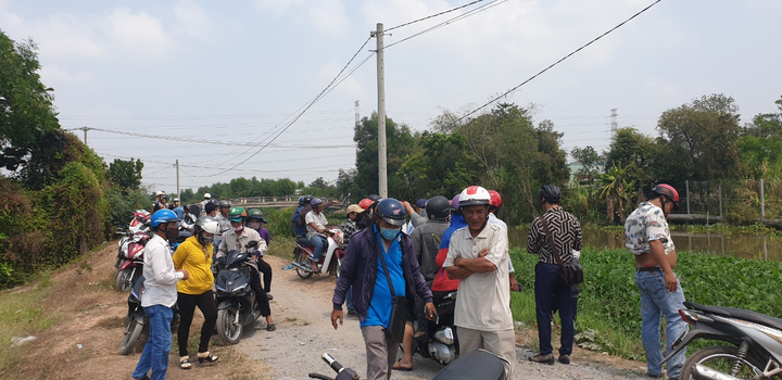 Đua nhau đến căn nhà hoang Tuấn 'khỉ' từng nấp để chụp ảnh - 6