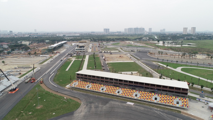 Toàn cảnh đường đua F1 trước ngày khởi tranh nhìn từ trên cao - 5