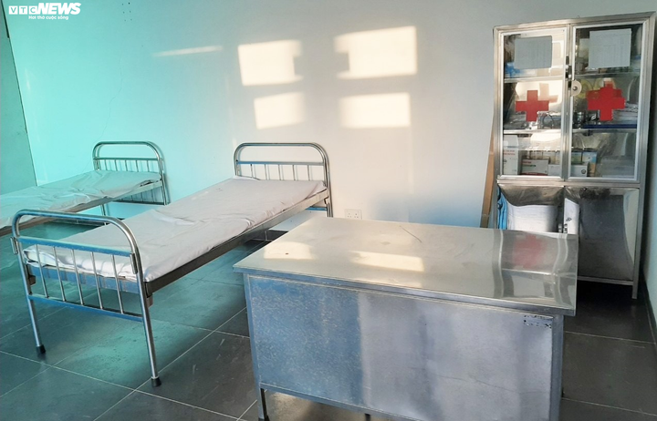 Cận cảnh tuyến đầu chống dịch Covid-19 ở Sân bay Đà Nẵng - 5