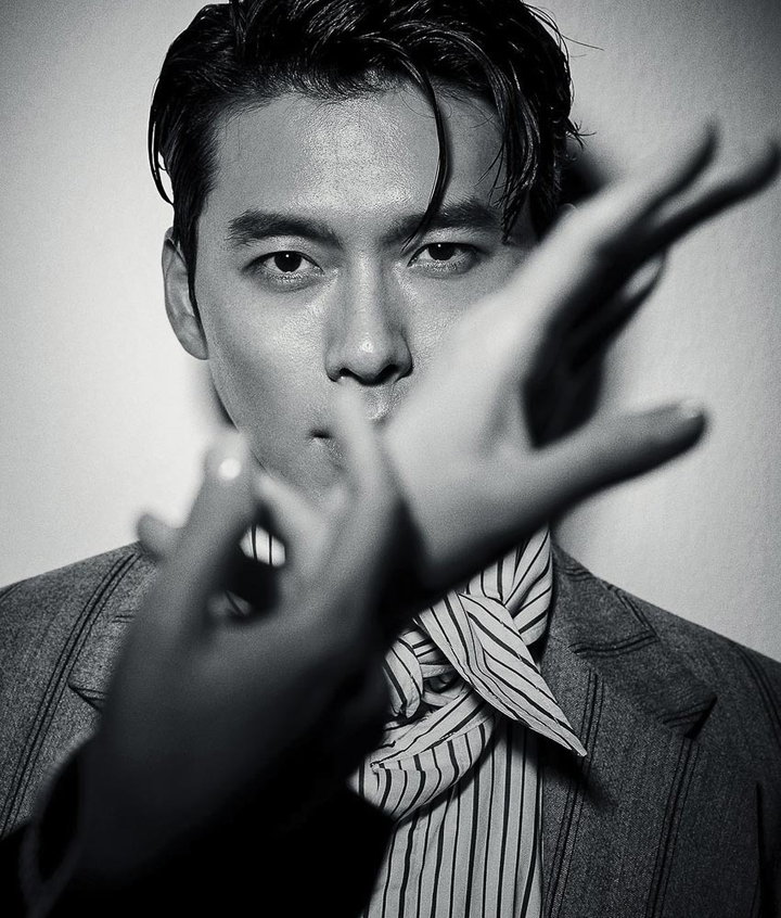 'Đốn tim' fan như vẻ đẹp của Huyn Bin trong 'Hạ cánh nơi anh' - 10